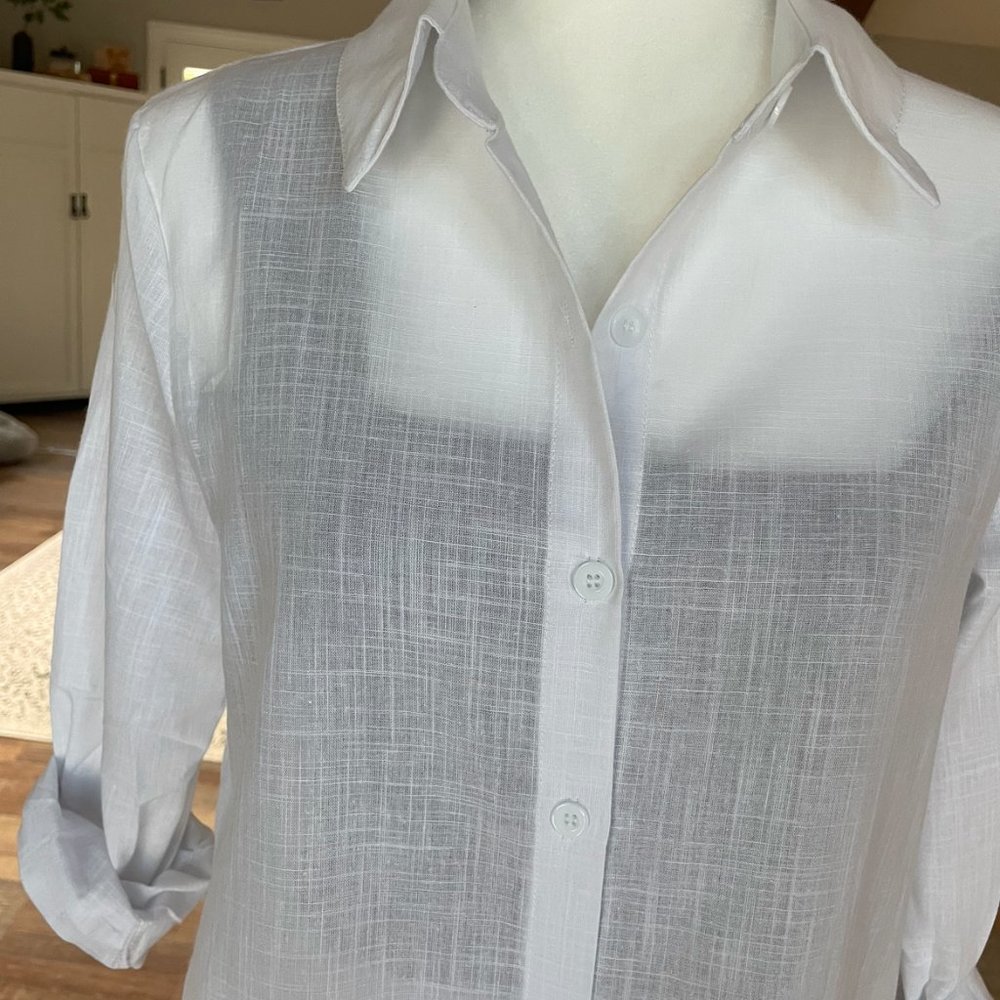 New Women's Button Down Shirt - Long Sleeve - Size Small - Picture 6 of 9